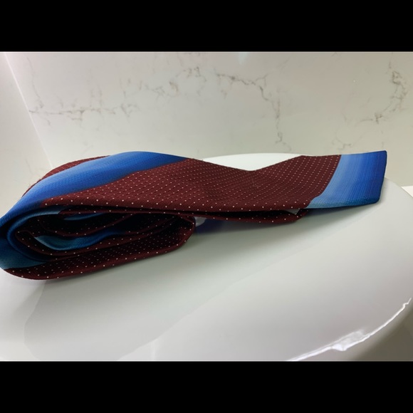 Vintage Christian Dior tie in burgundy and blues - Picture 4 of 5